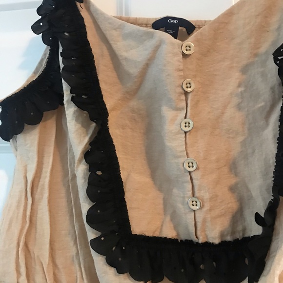 Gap Peplum Top - Picture 2 of 4